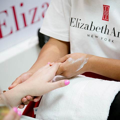 Elizabeth Arden and GLAMOUR Event, Make Up at The Red Door Experience