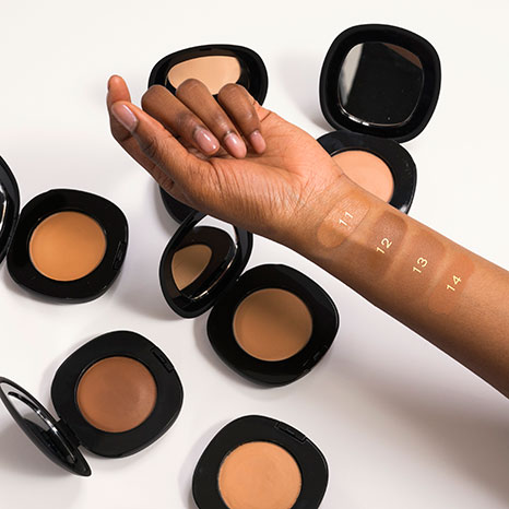 Elizabeth Arden Instagram : Foundation